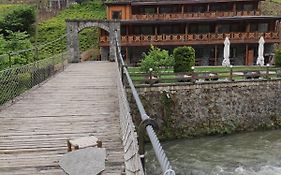 Nani Boutique Hotel & Bungalow